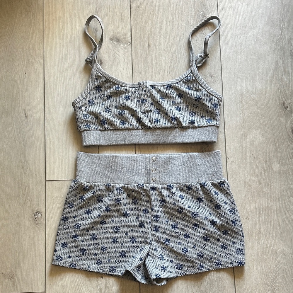 Frankies Bikinis Gray Waffle Knit Lounge Set - Size XL